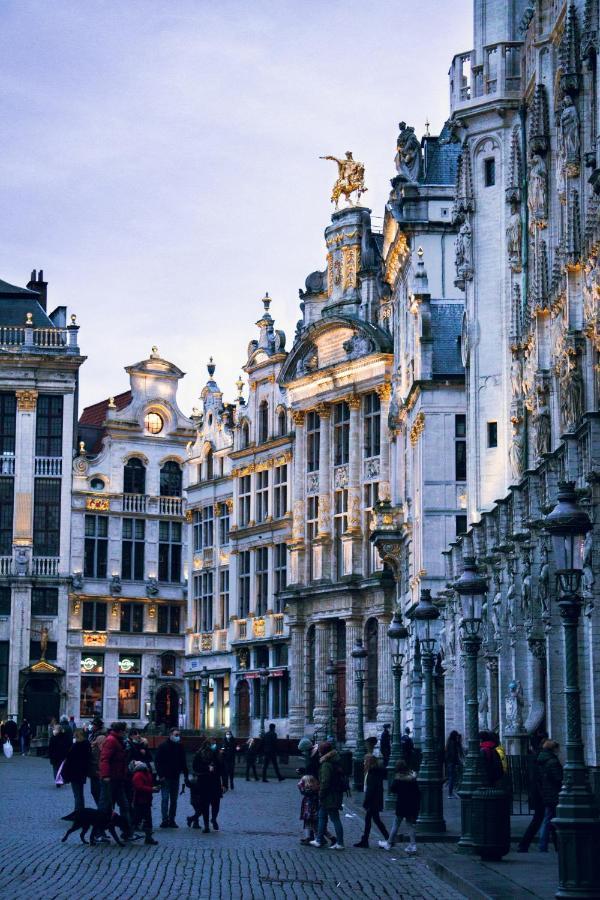 Holiday Inn Express Brussels-Grand-Place By Ihg Zewnętrze zdjęcie