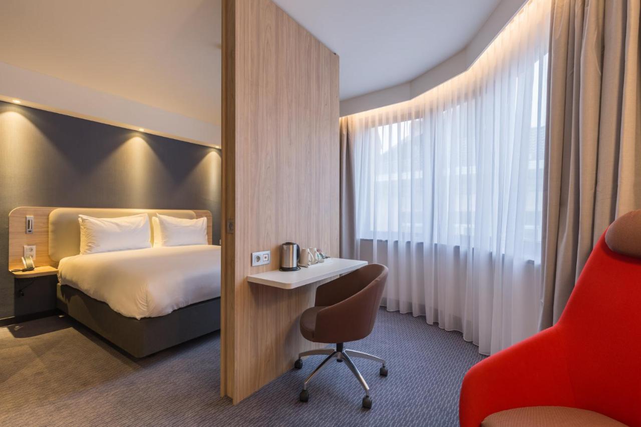 Holiday Inn Express Brussels-Grand-Place By Ihg Zewnętrze zdjęcie